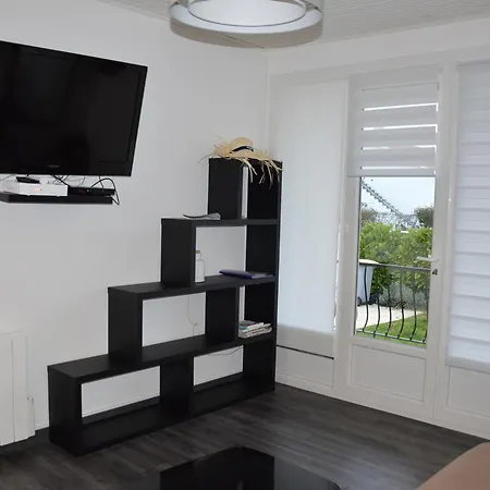 Holiday home Maison Renovee Avec Jardin, Proche Plage, Ideale Famille, Wifi Inclus - Fr-1-323-535