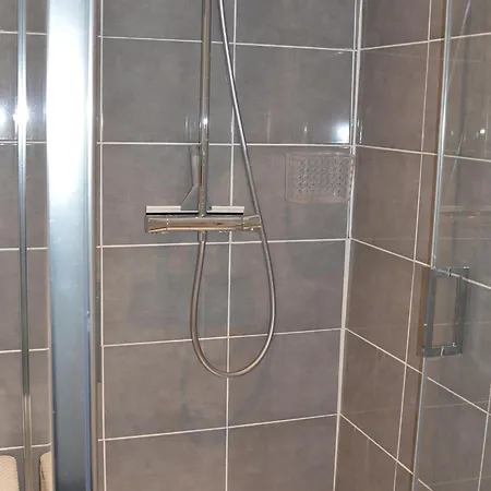 Holiday home Maison Renovee Avec Jardin, Proche Plage, Ideale Famille, Wifi Inclus - Fr-1-323-535 *