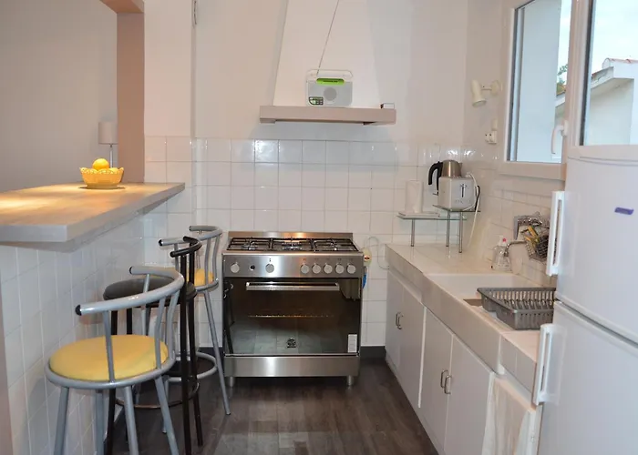 Tatil Evi Maison De Vacances A 1200M De La Plage, Animaux Admis - Fr-1-323-535 *